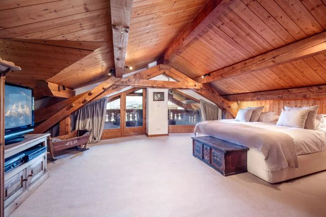 Chalet for sale in Courchevel, 73120, France