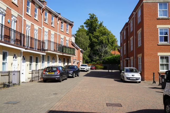 28, Stephenson Place, Bury St. Edmunds photo 4