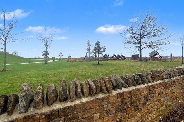 24, Park View, Corby photo 3