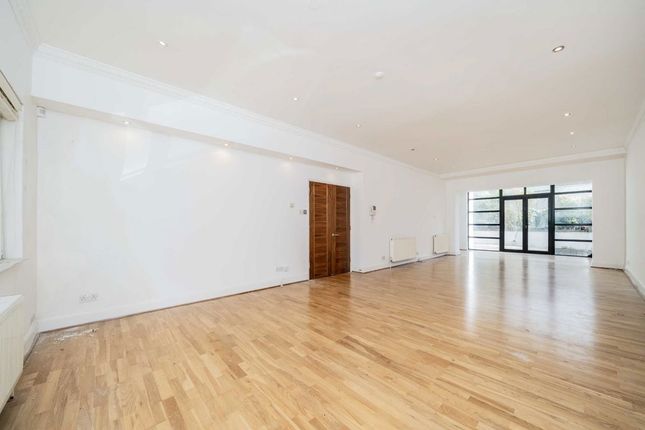 8, Wells Rise, London photo 2