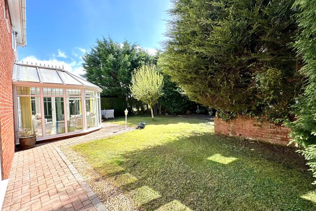 16 Winchfawr Park, Merthyr Tydfil photo 2