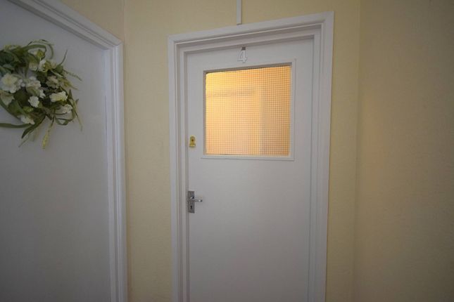 Flat 4, Kipling Terrace, Bideford photo 4