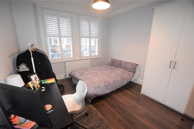 24, Cumberland Road, London photo 4