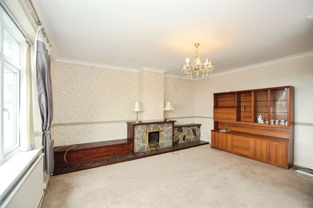 1, Heol Isaf, Treharris photo 4