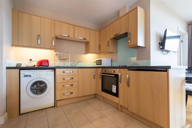 Lyndhurst Court, 804, 36-38, Lyndhurst Court, St John's Wood photo 2