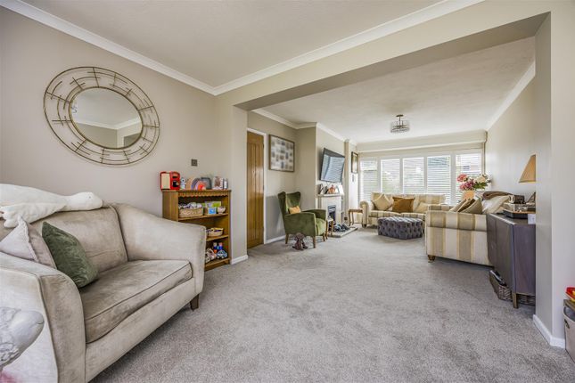 5, Cams Bay Close, Fareham photo 2