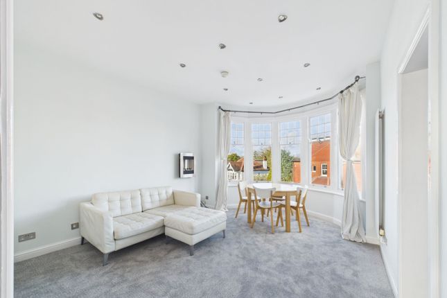 Cam03750G0-Pr0079-Still005