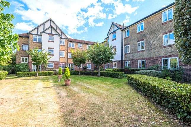 Flat for sale in Station Road, Thorpe Bay, Essex