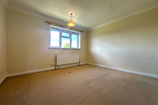 Property to rent in Newenden Close, Ashford