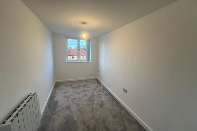 Flat to rent in Cowbridge Road East, Canton, Cardiff