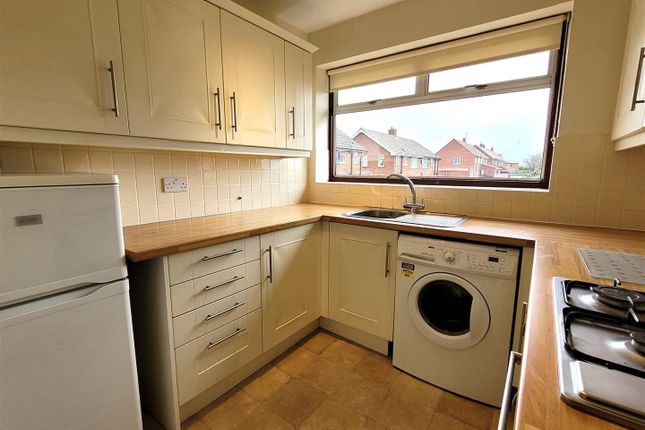 78, Druids Avenue, West Midlands photo 3