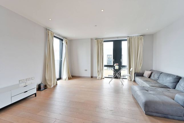 Thumbnail Flat to rent in Bellwether Lane, Wandsworth, London