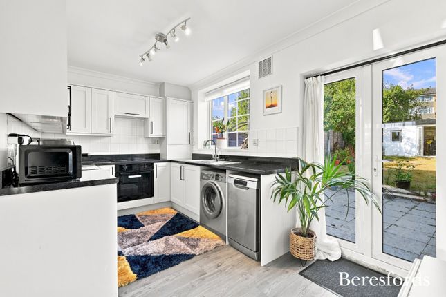 70, Coram Green, Brentwood photo 4