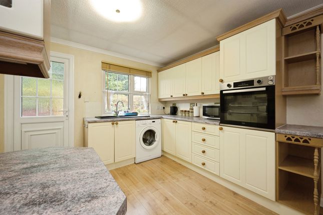 20, The Vyne, Weston Avenue, Leighton Buzzard photo 3