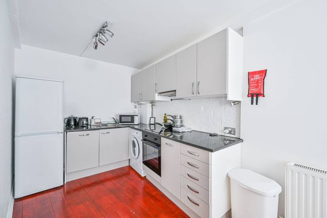 Maisonette for sale in Ashby Mews, Brixton, London