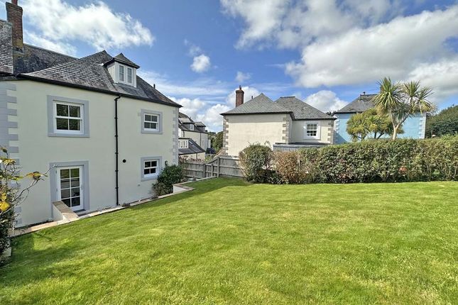 End terrace house for sale in Belvedere, Truro