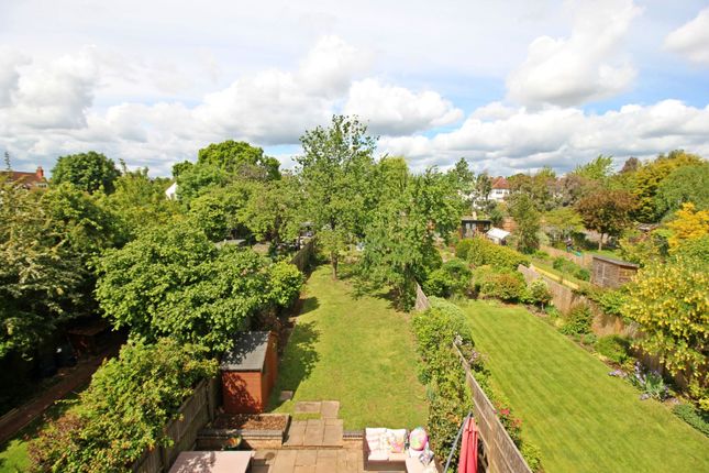 32 Westfield Road, Leicester photo 4