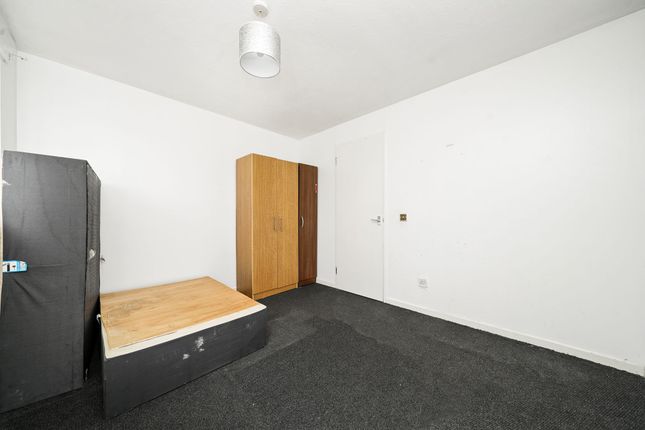 Terraced house for sale in Nuthatch Gardens, London