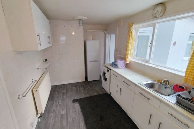 2, Cavell Road, Dudley photo 4