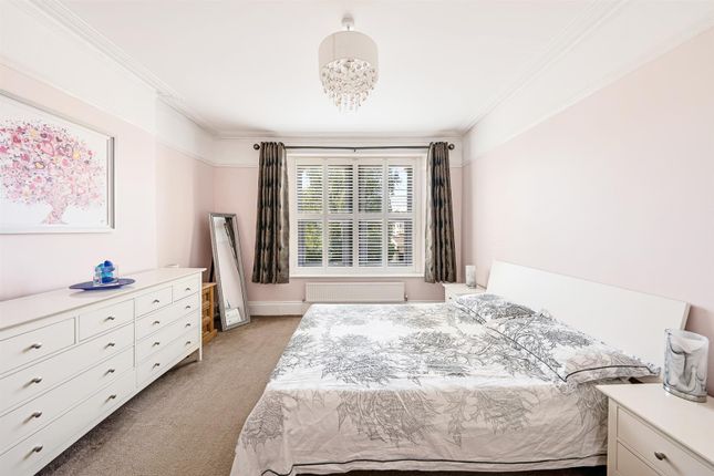 Bedroom One 2.Jpg