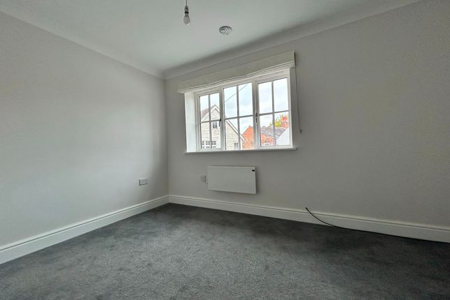 2 Forge Mews, High Street, Tonbridge photo 5