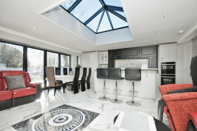 Thumbnail Semi-detached house for sale in Dunheved Road South, Thornton Heath, Surrey