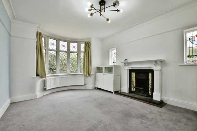 8, Egerton Road, Hale photo 3