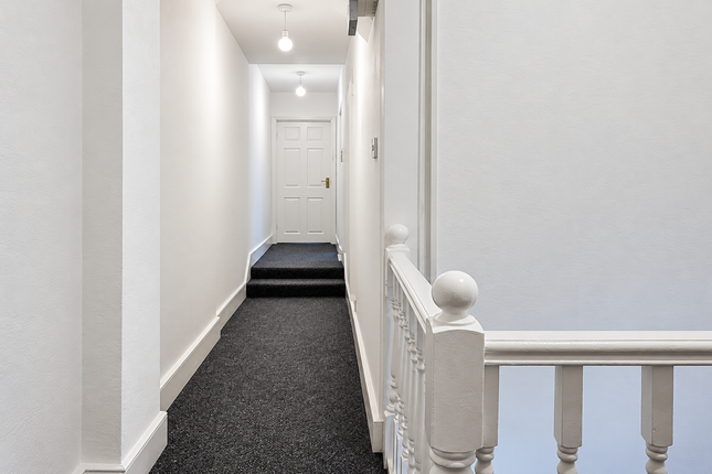 Flat 3, Chatsworth Road, Clapton, London, E5 0LS, London photo 5