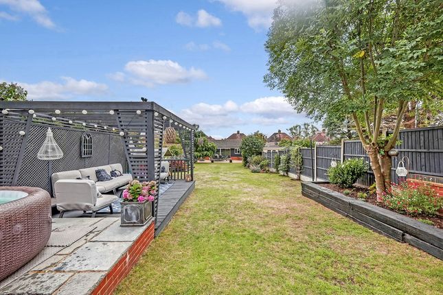 117, Lodge Lane, Grays photo 4