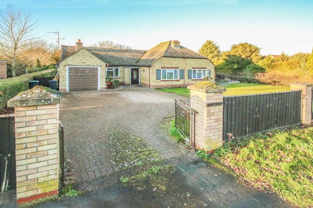 2 bed detached bungalow for sale in Isaacson Road, Burwell, Cambridge CB25
