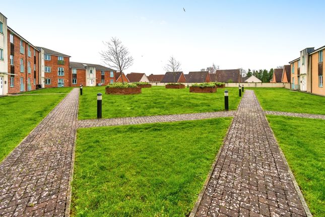 Flat for sale in Conduct Gardens, Eastleigh