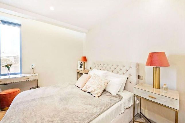 Flat for sale in Lambeth Palace Road, London