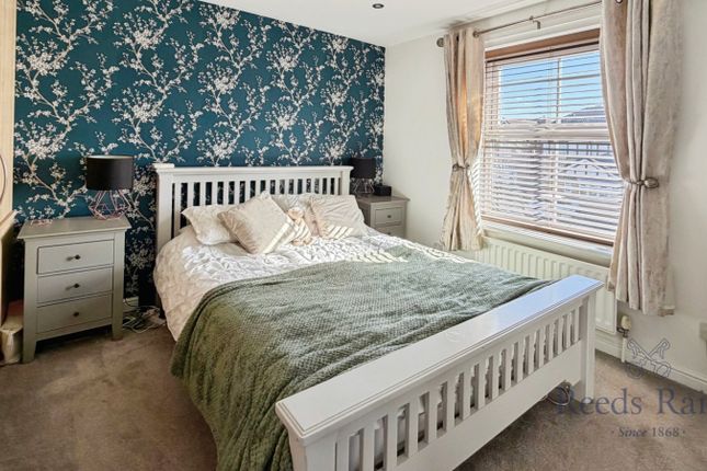 15, Meadow Drive, Durham photo 4