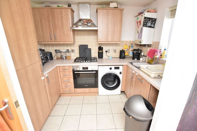 26 Wherry Close, Margate photo 4