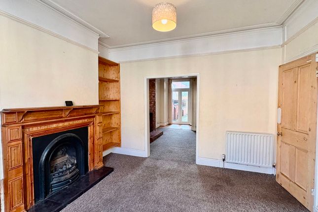 12 Albany Road, Northampton photo 4