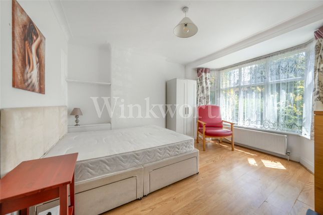 52, Cleveland Gardens, London photo 3