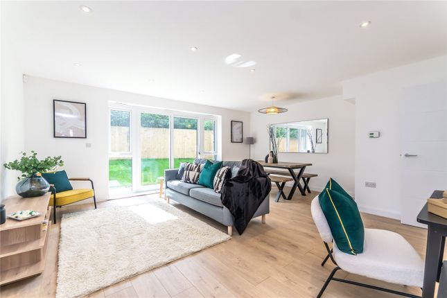 Town house for sale in Rectory Park, South Croydon