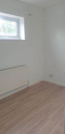 6, stockwood crescent, Luton photo 5