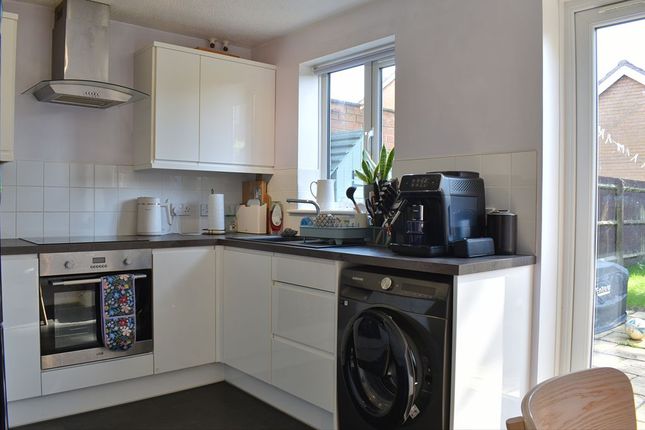 2, Linseed Avenue, Newark photo 4
