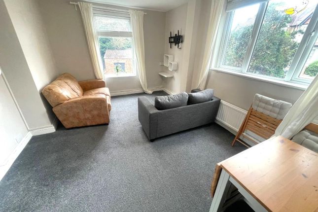 15, Flat 3, Mountfield Road, Finchley photo 2