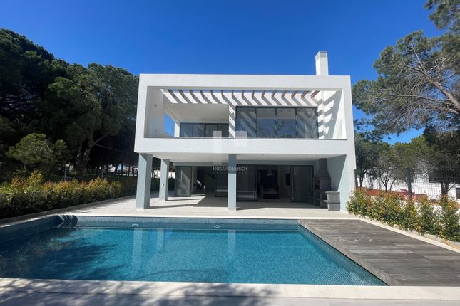 Villa for sale in Loulé, Portugal