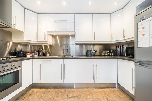 Flat 5, 23, Gledhow Gardens, London photo 3