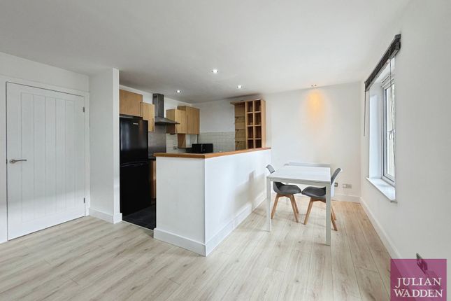 Flat 1, 286 Stretford Road, Greater Manchester photo 4