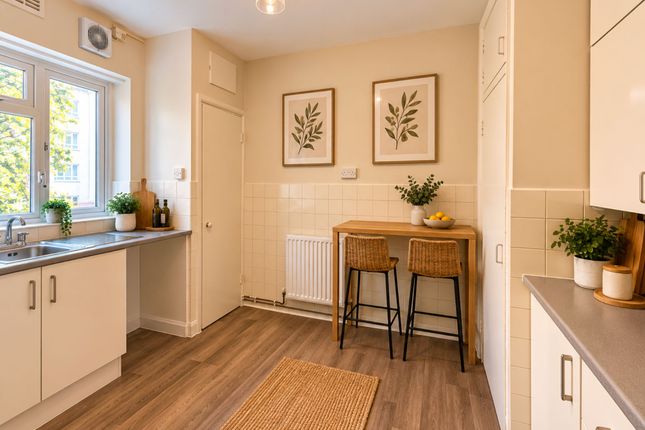 Flat 21, Evelyn House Hayter Road, London photo 3