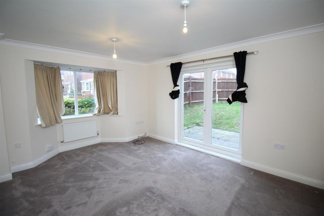 37, Aspen Drive, Whitfield photo 2