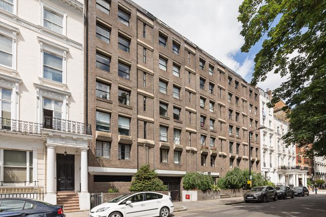 Flat to rent in Queensborough Terrace, London
