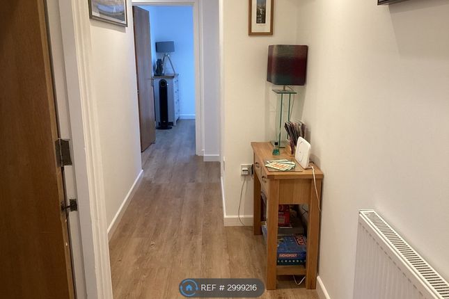 2-bed flat on Flat, Church Street, Woodbridge, £975/mo