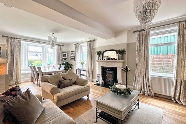 4 St. Leonards Road, Bridgend photo 3