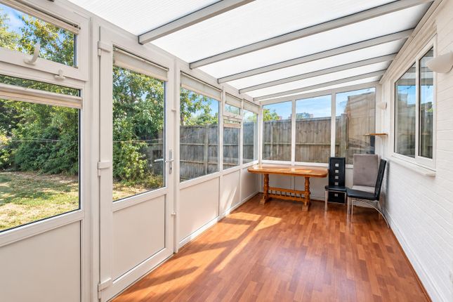5, Ennismore Avenue, Greenford photo 4