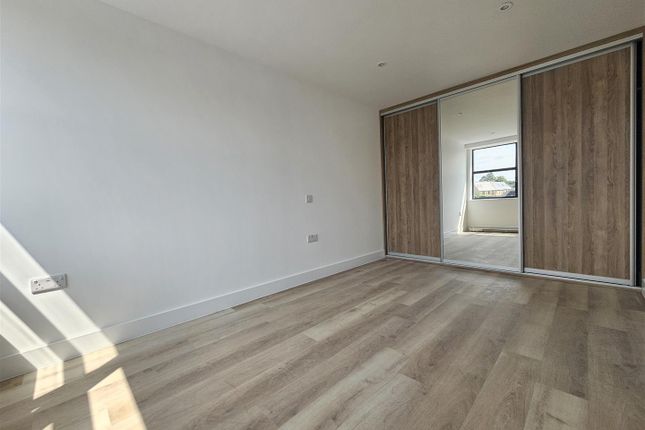 Flat 8, Market Square, Sandy photo 2